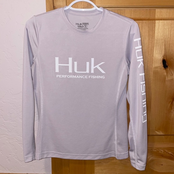 Huk Tops - Woman’s Huk long sleeve